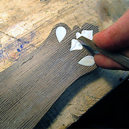 Handmade musical instruments workshop